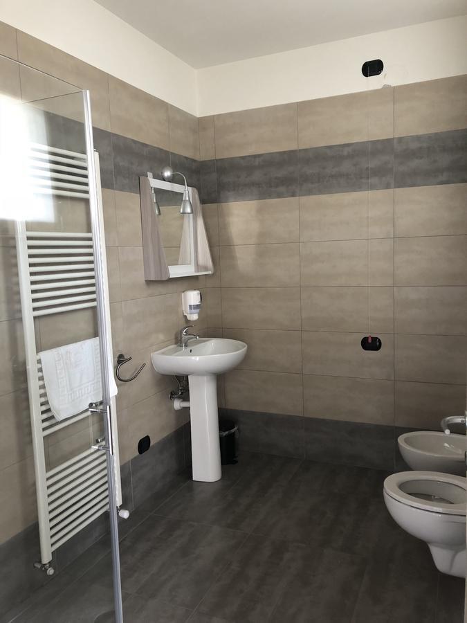 Cascina Monte Diviso Vandrehjem Gallarate Eksteriør billede